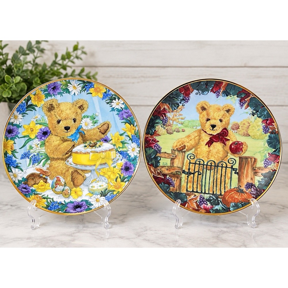 Franklin Mint Sarah Bengry Teddy Bear Collector Plates Set of 2 8" Porcelain